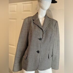 Pendleton~100% Virgin Wool~Houndstooth Print~Blazer~Two-Button Closure~Size 12